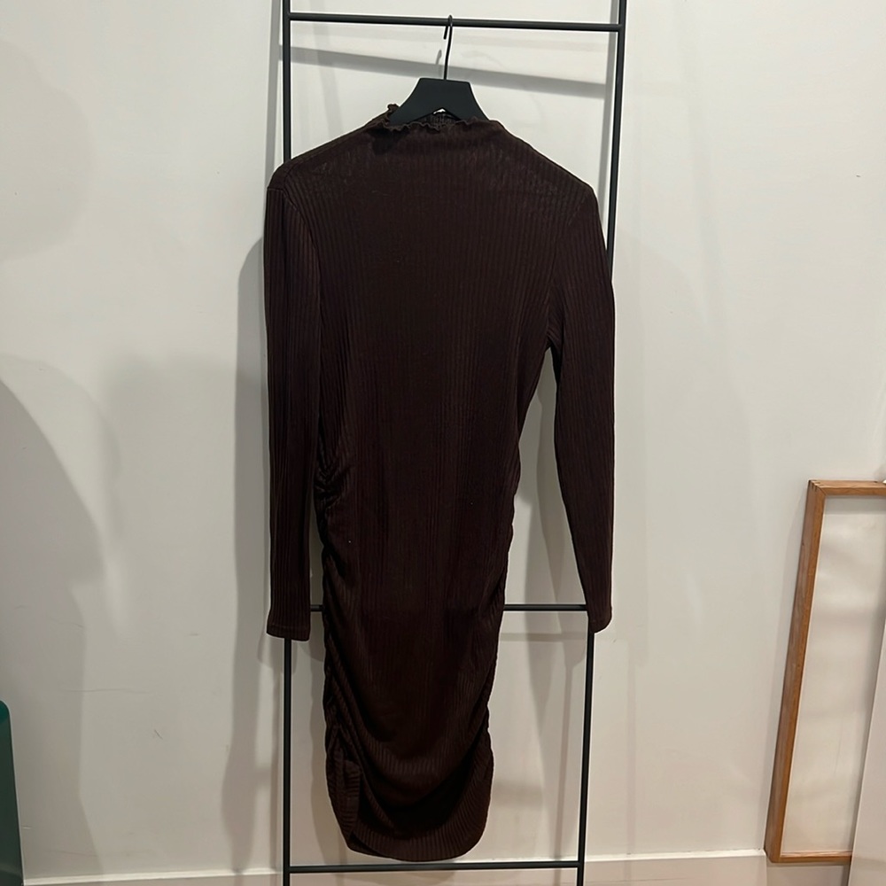 Brown dress